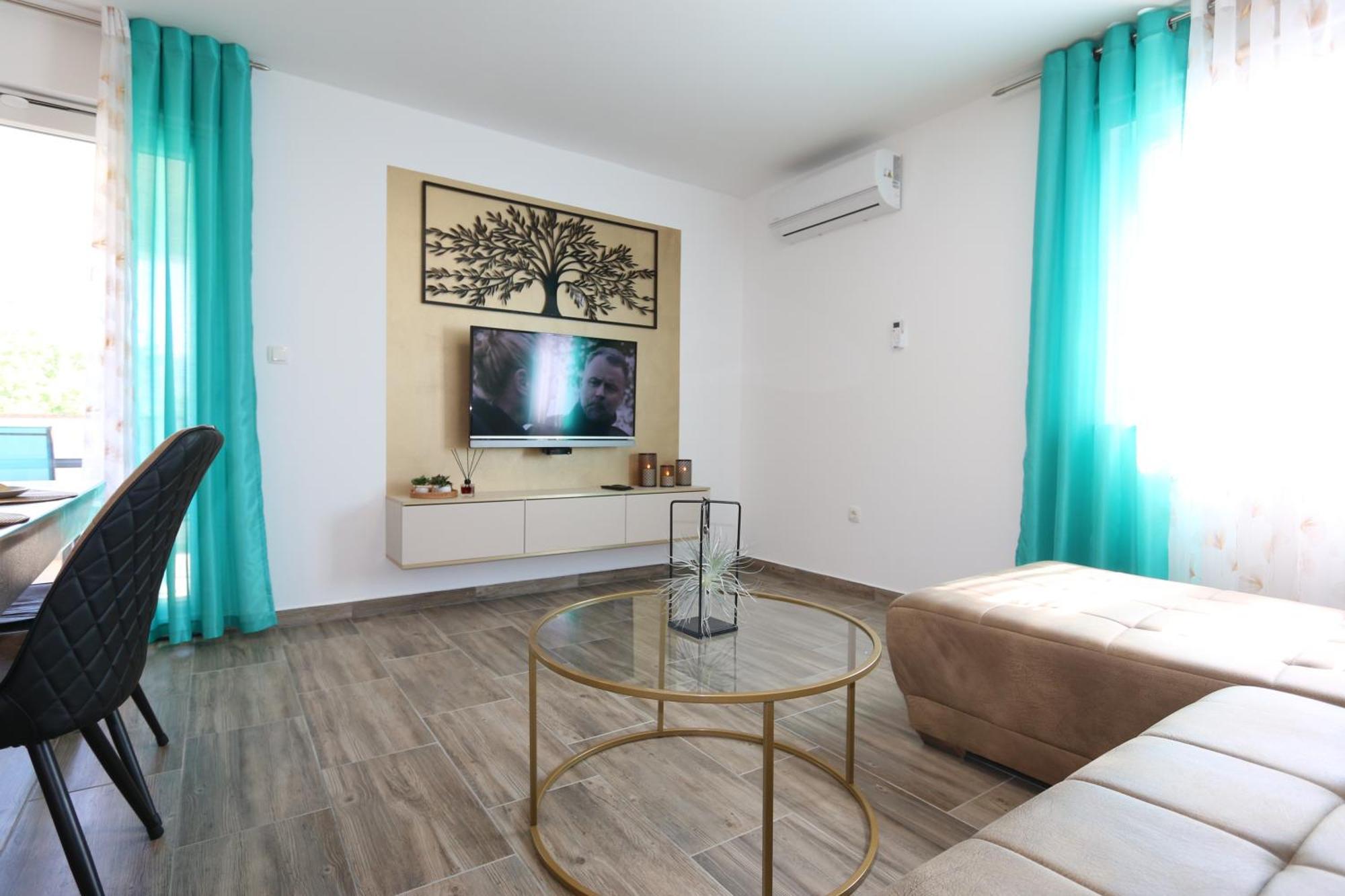 Apartments Mirjana ชิโล ภายนอก รูปภาพ