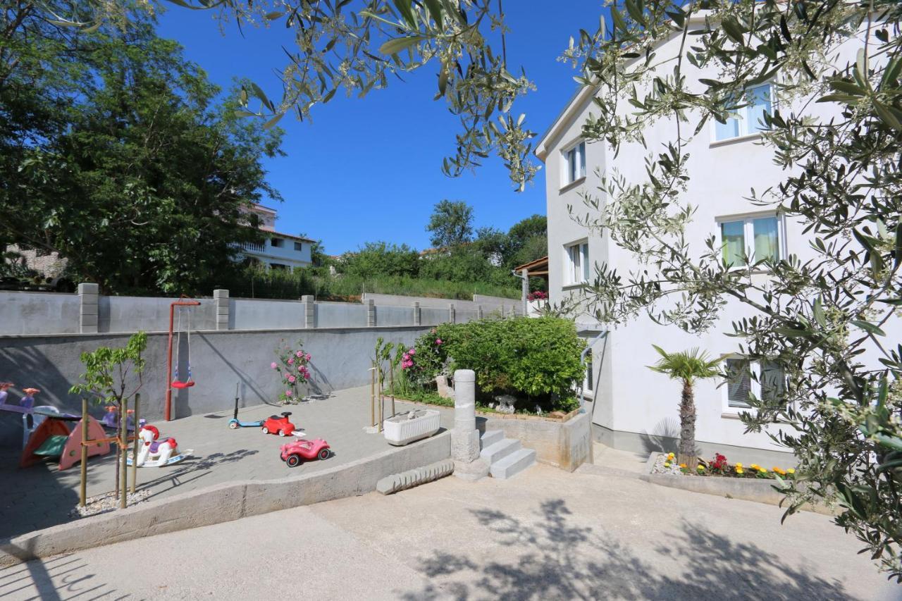Apartments Mirjana ชิโล ภายนอก รูปภาพ