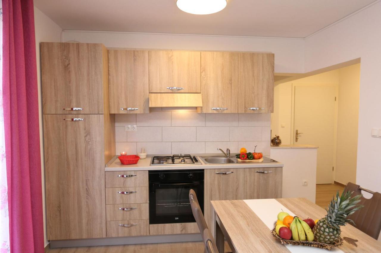 Apartments Mirjana ชิโล ภายนอก รูปภาพ